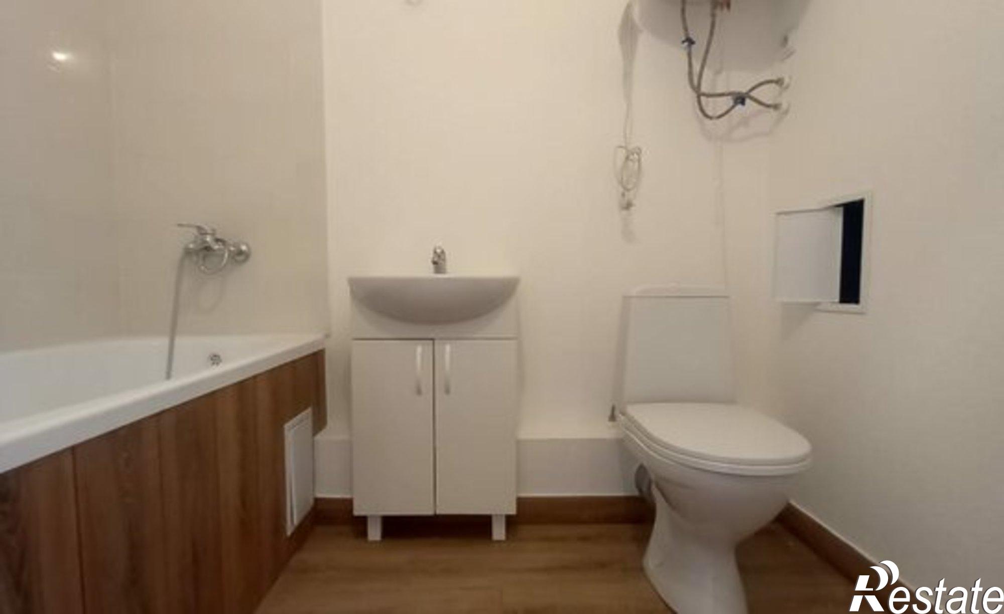 Купить квартиру за 5 210 280 рублей на ул Новочеркасская, 49