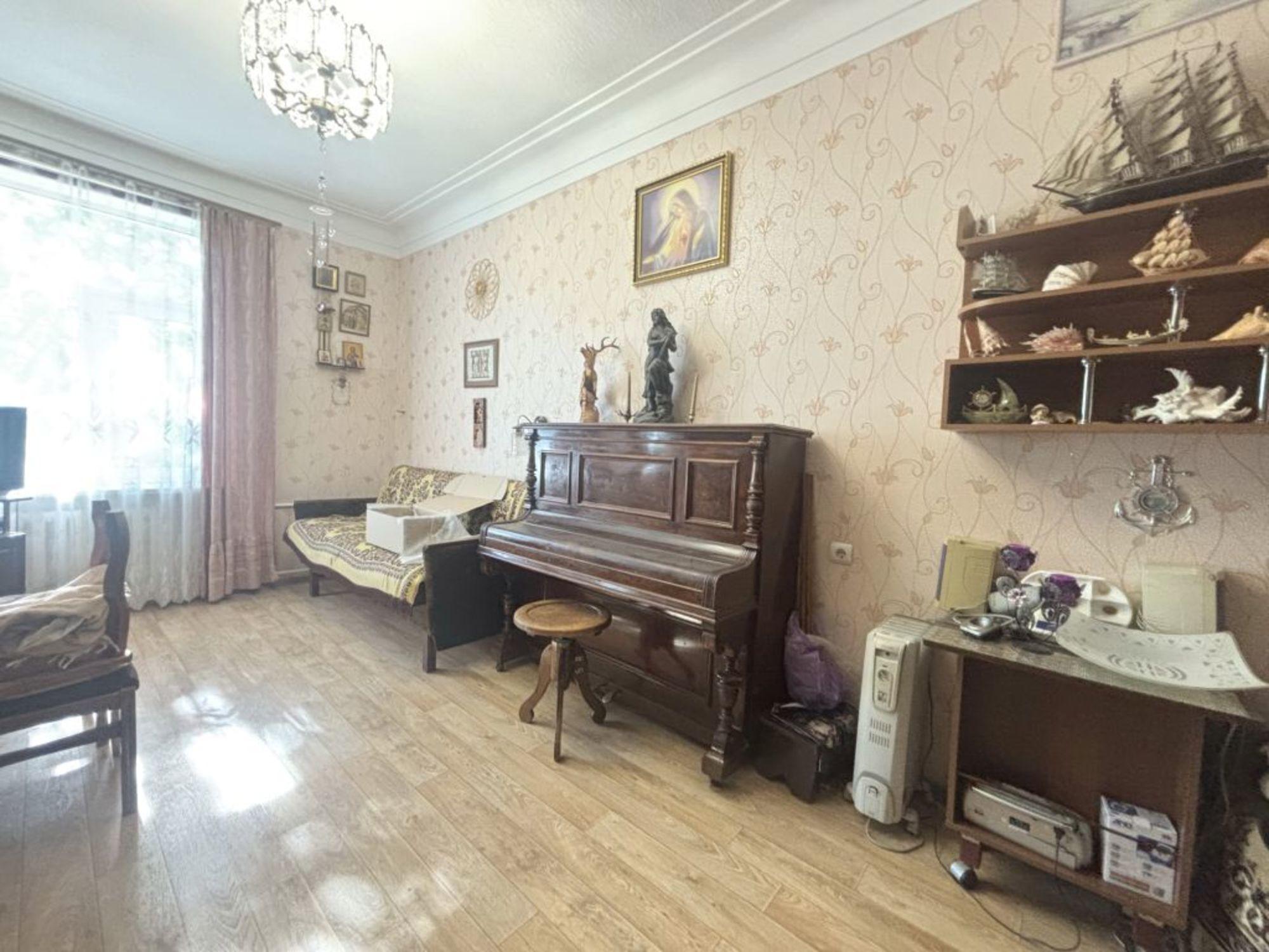 Купить квартиру за 11 500 000 рублей на Бобкова ул, 14