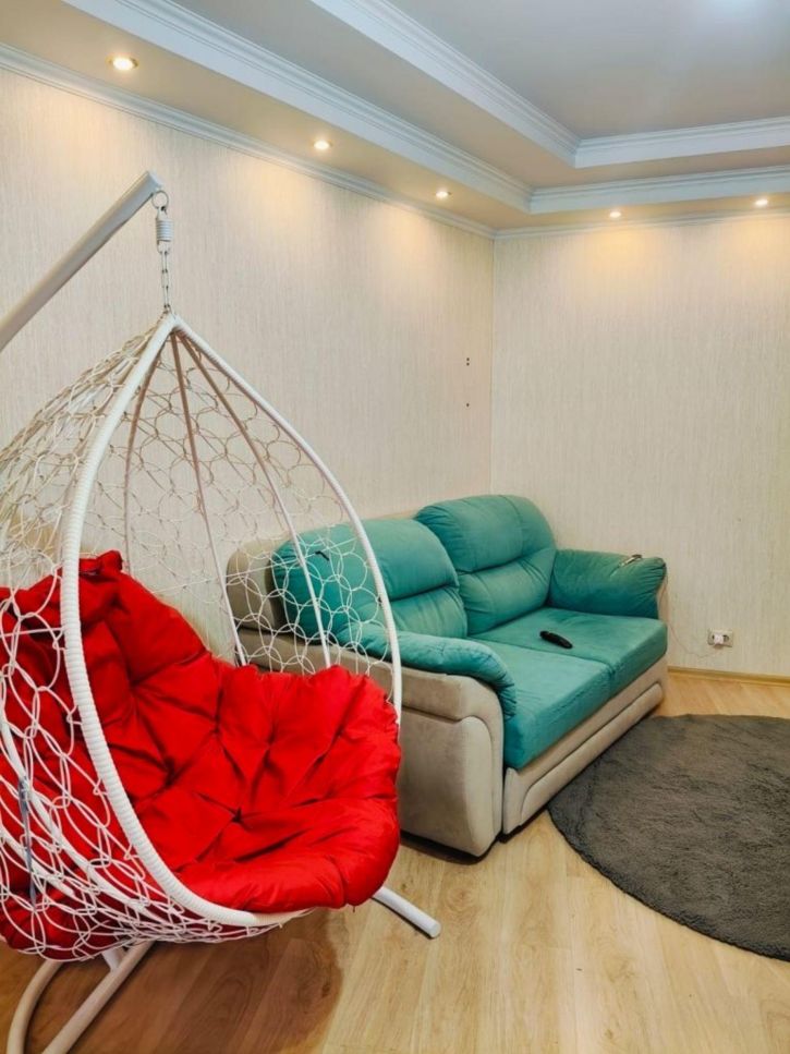 3-комн квартира Хромова ул, 25