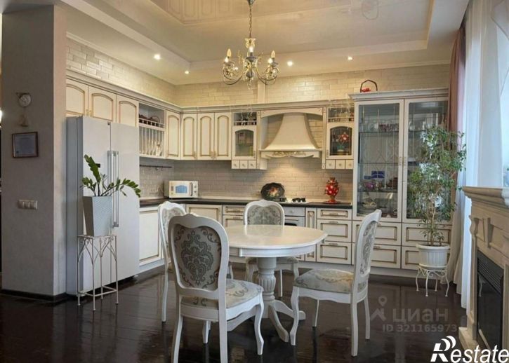 3-комн квартира проспект Победы, 11,  д. 11