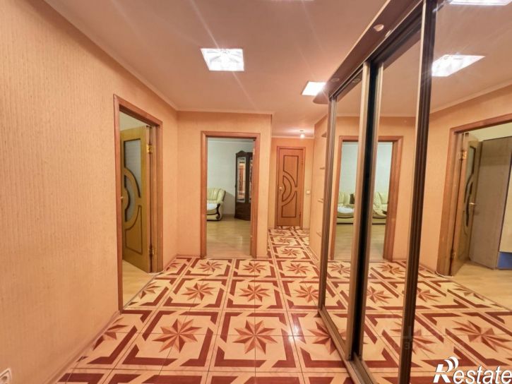 3-комн квартира ул Королева, 24,  д. 24