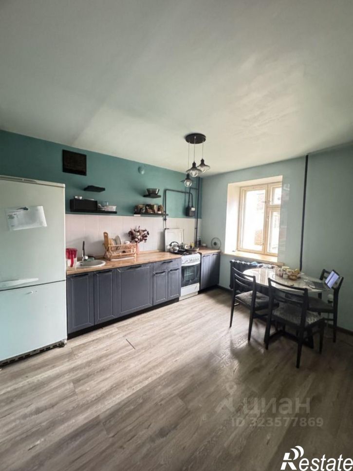 3-комн квартира ул Константина Заслонова, 4,  д. 4