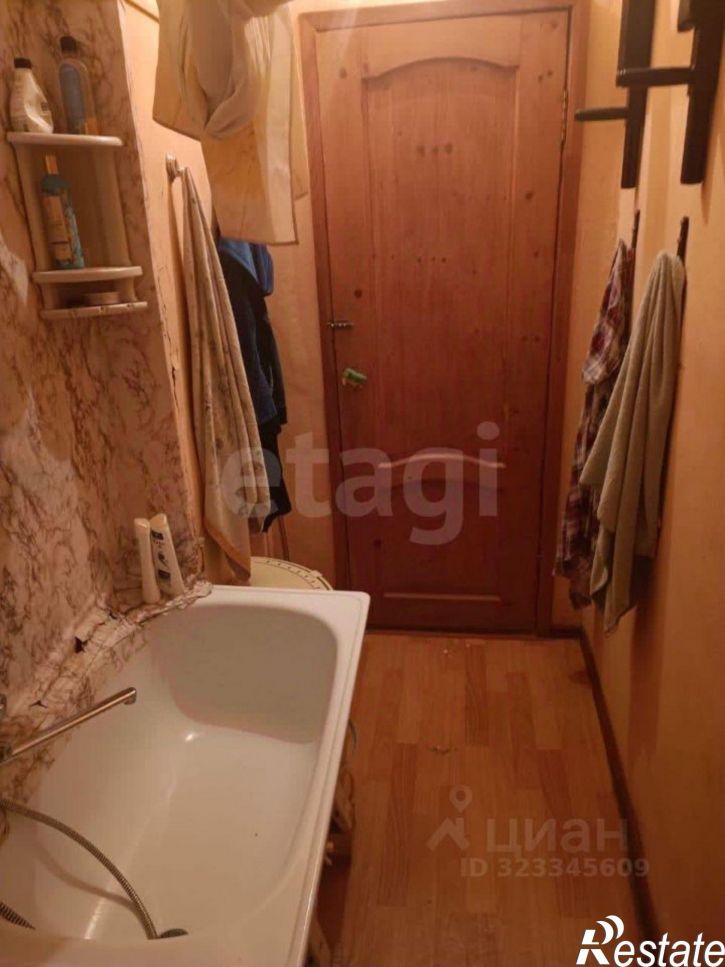 3-комн квартира ул Стахановская, 35,  д. 35