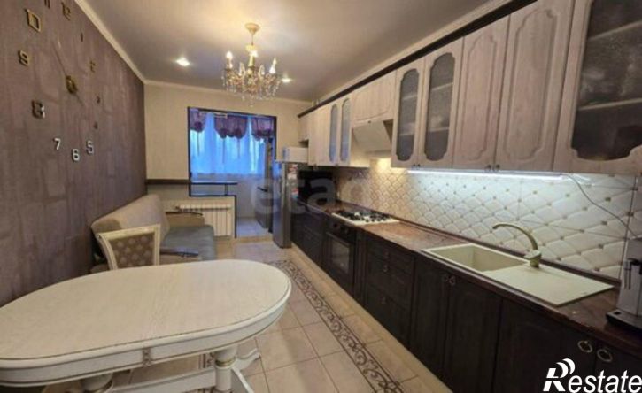 3-комн квартира ул Планерная, 4,  д. 4