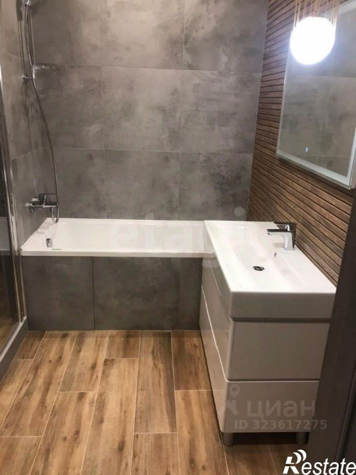 3-комн квартира Краснофлотская наб, 17,  д. 17