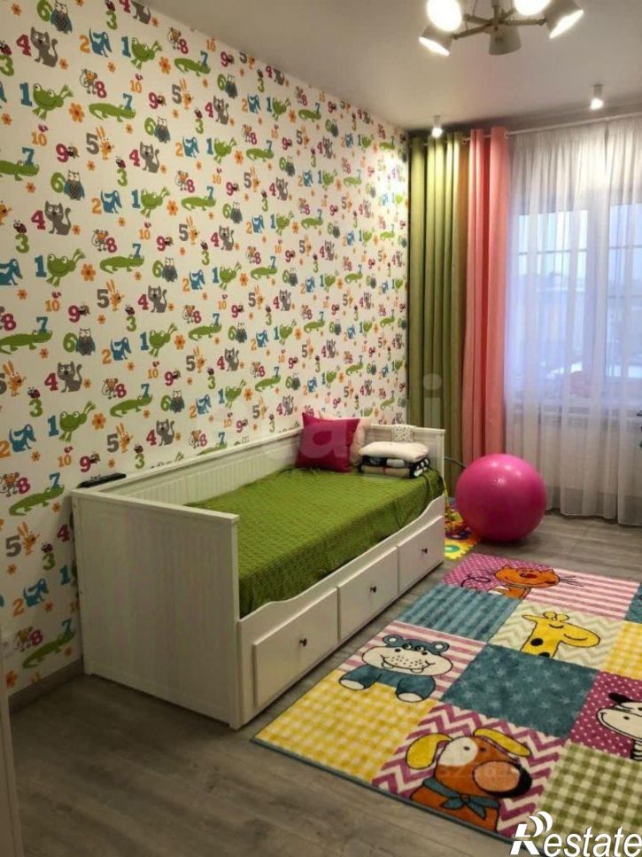 3-комн квартира Краснофлотская наб, 17,  д. 17