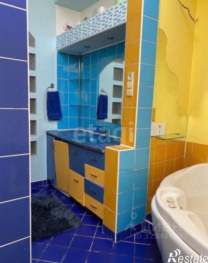 3-комн квартира ул Маршала Буденного, 12,  д. 12