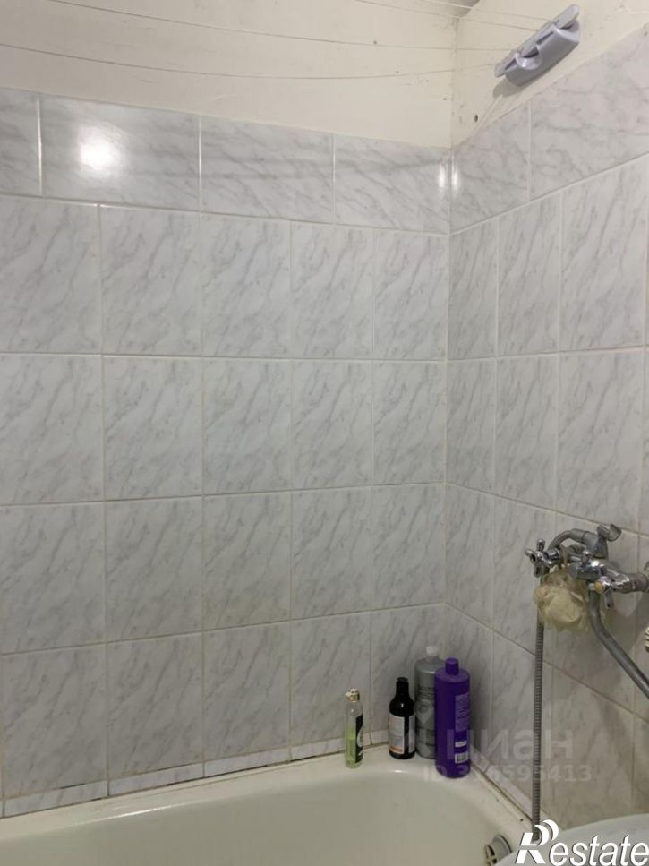 2-комн квартира ул Орджоникидзе, 49 8,  д. 49 8,  к. 8