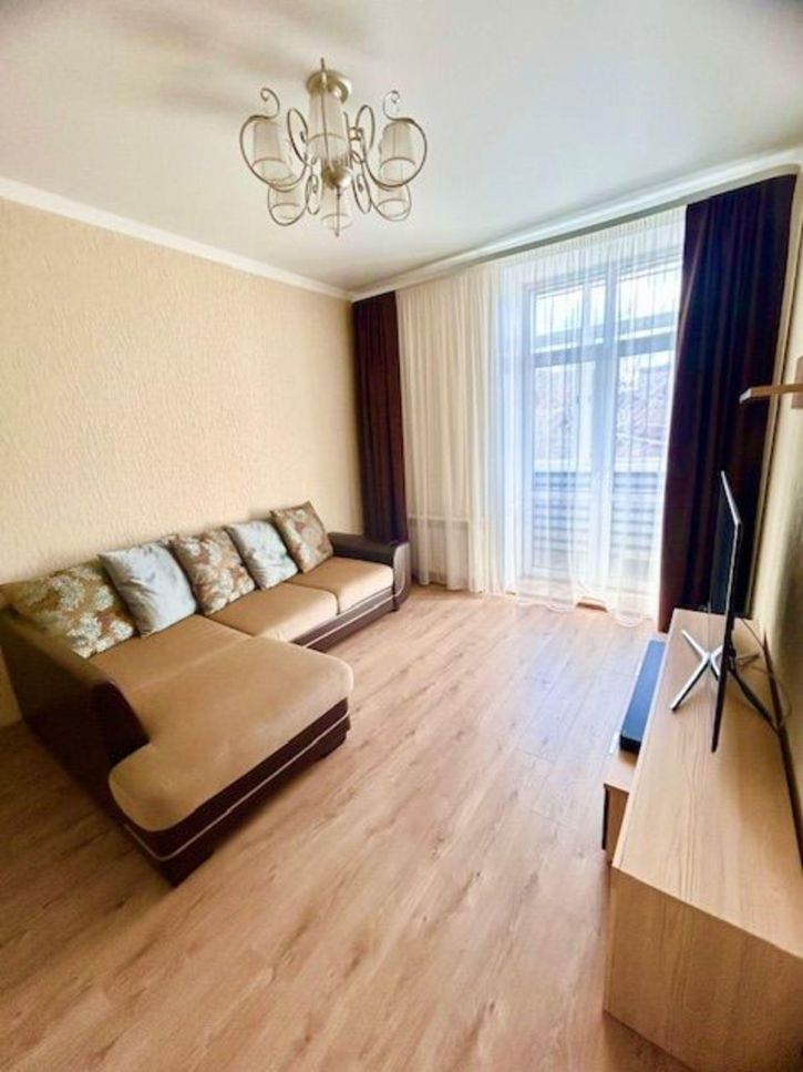 1-комн квартира Благоева ул, 21