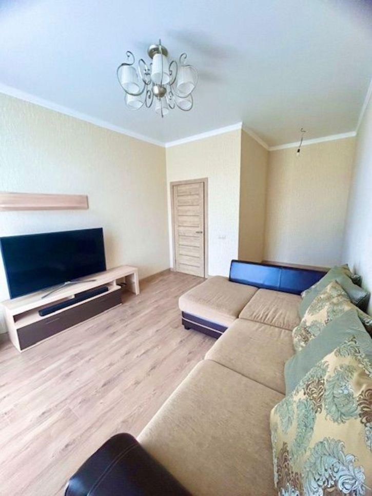 1-комн квартира Благоева ул, 21