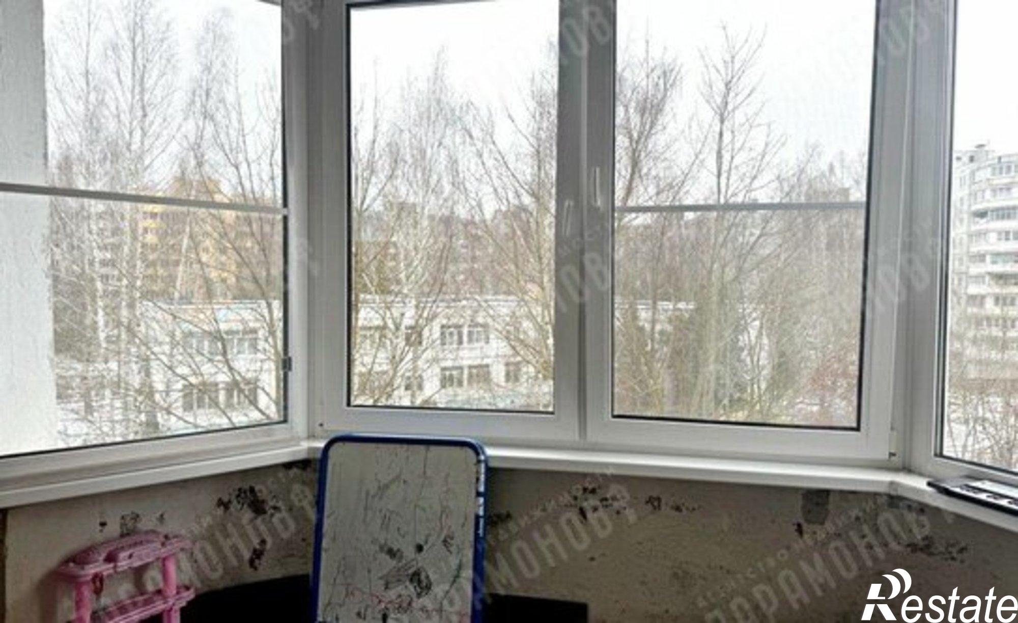 Купить квартиру за 5 800 000 рублей на ул Артюхиной, 24 4