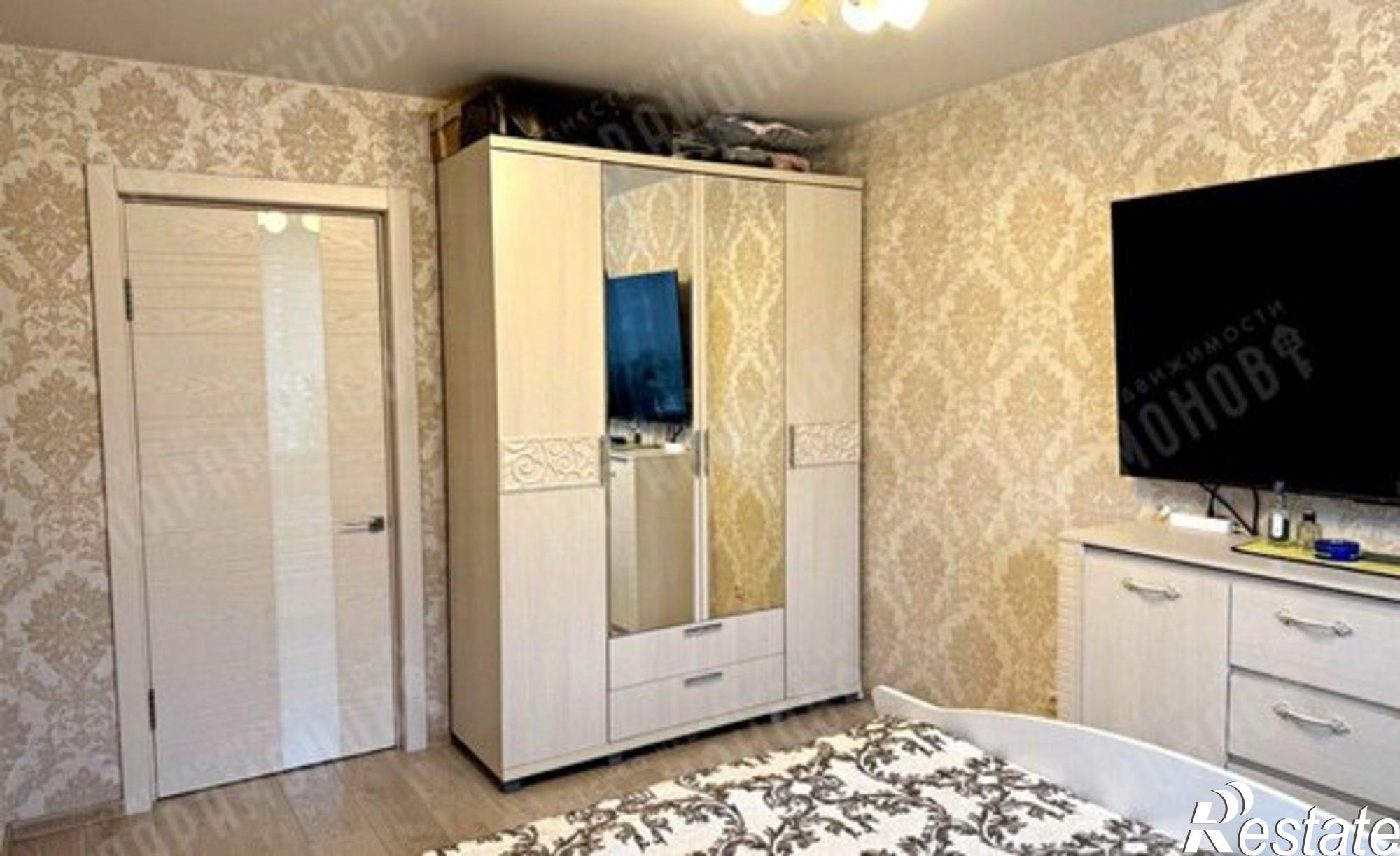 Купить квартиру за 5 800 000 рублей на ул Артюхиной, 24 4