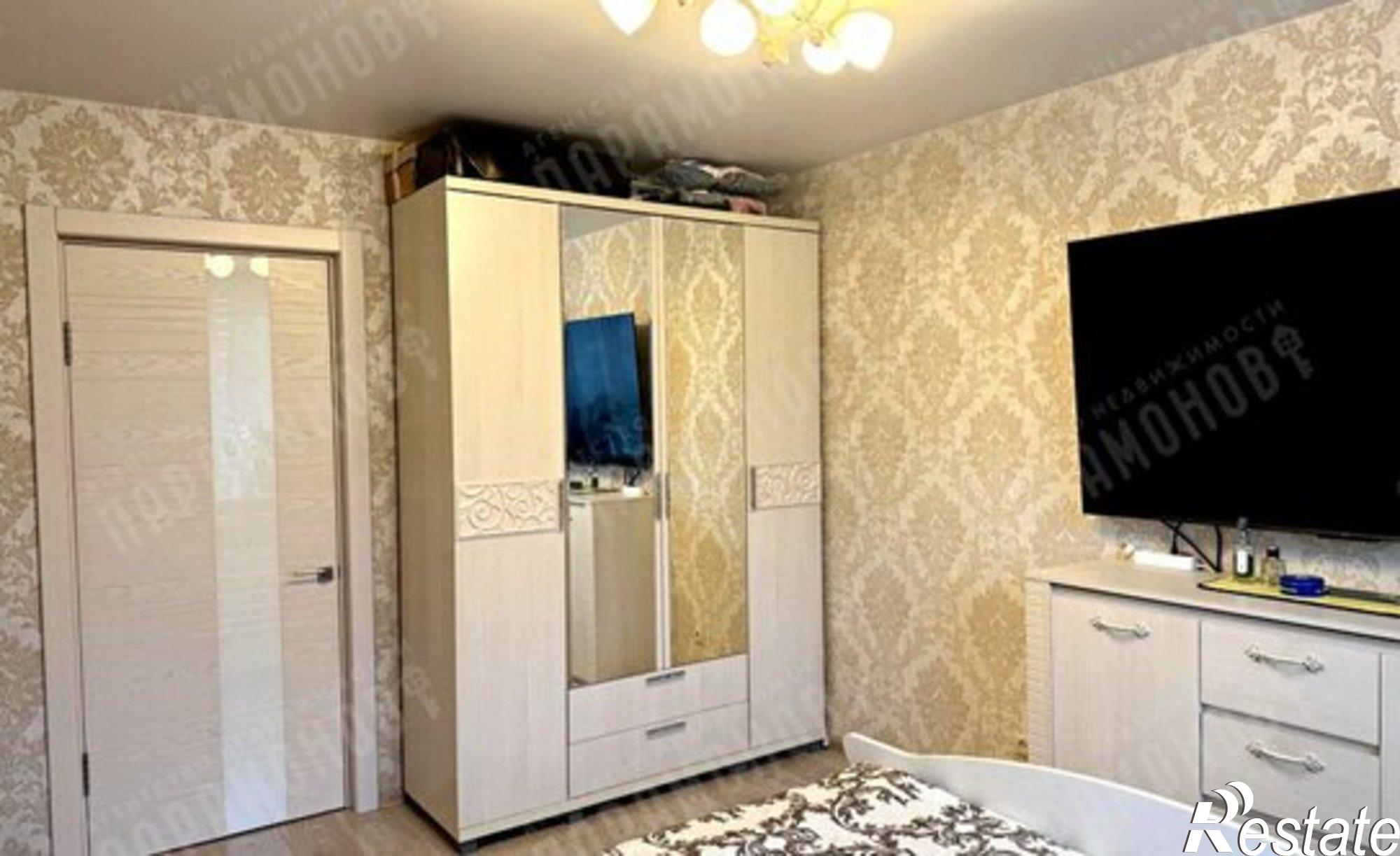 Купить квартиру за 5 800 000 рублей на ул Артюхиной, 24 4