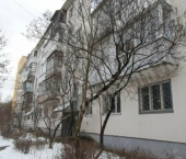 2-комн, 46кв м, этаж 2/5 пр-кт Чайковского, 27а