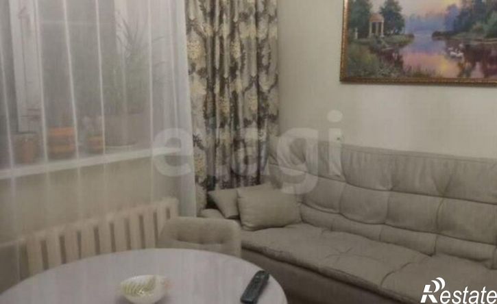 2-комн квартира ул Хромова, 8,  д. 8