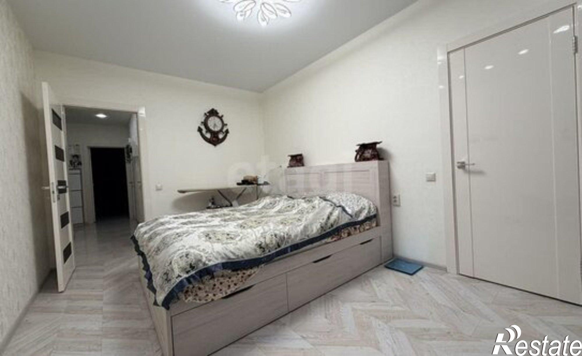 Купить квартиру за 10 500 000 рублей на ул Планерная, 8