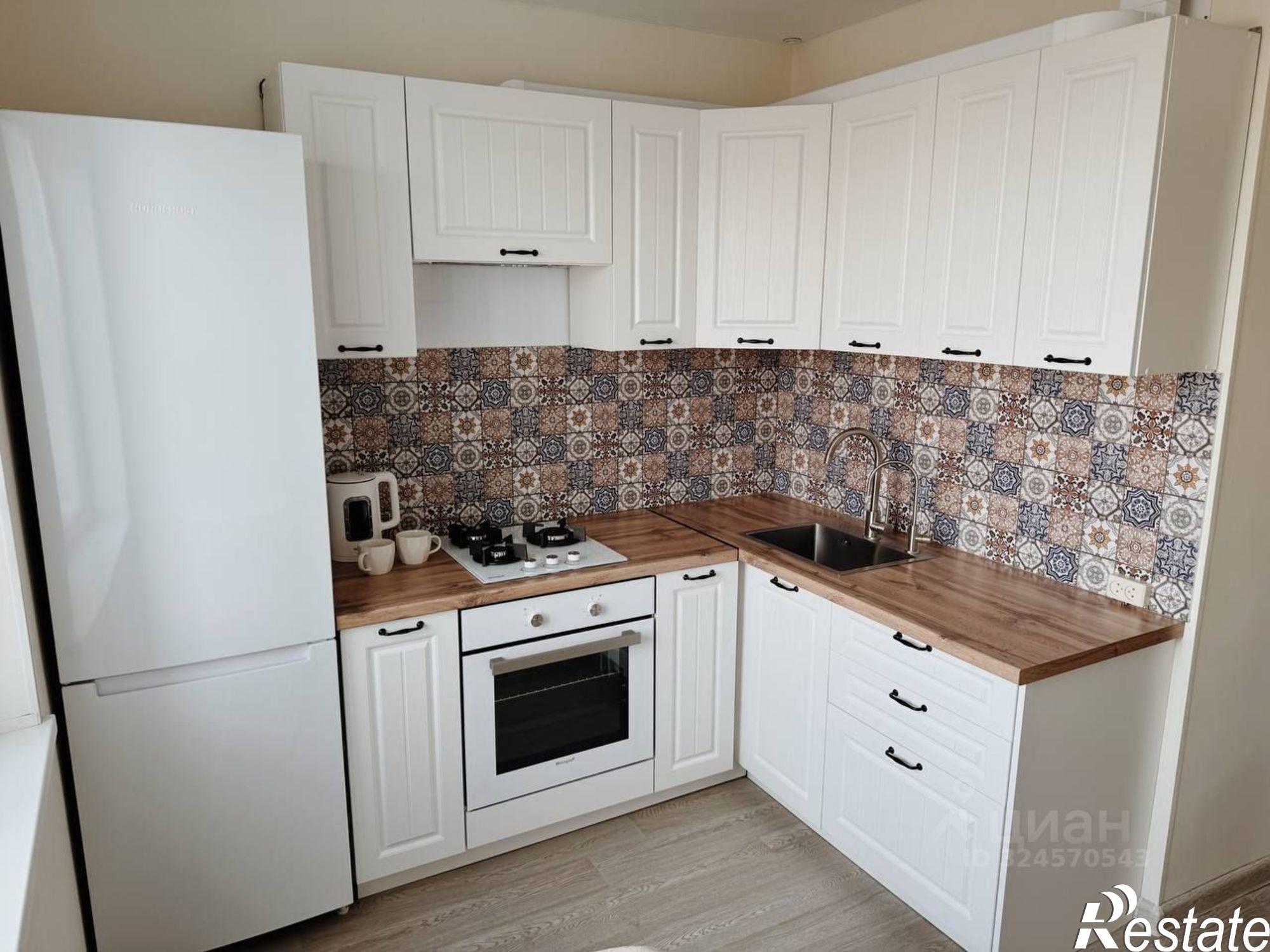 Сдать квартиру за 37 000 рублей на Октябрьский пр-кт, 93