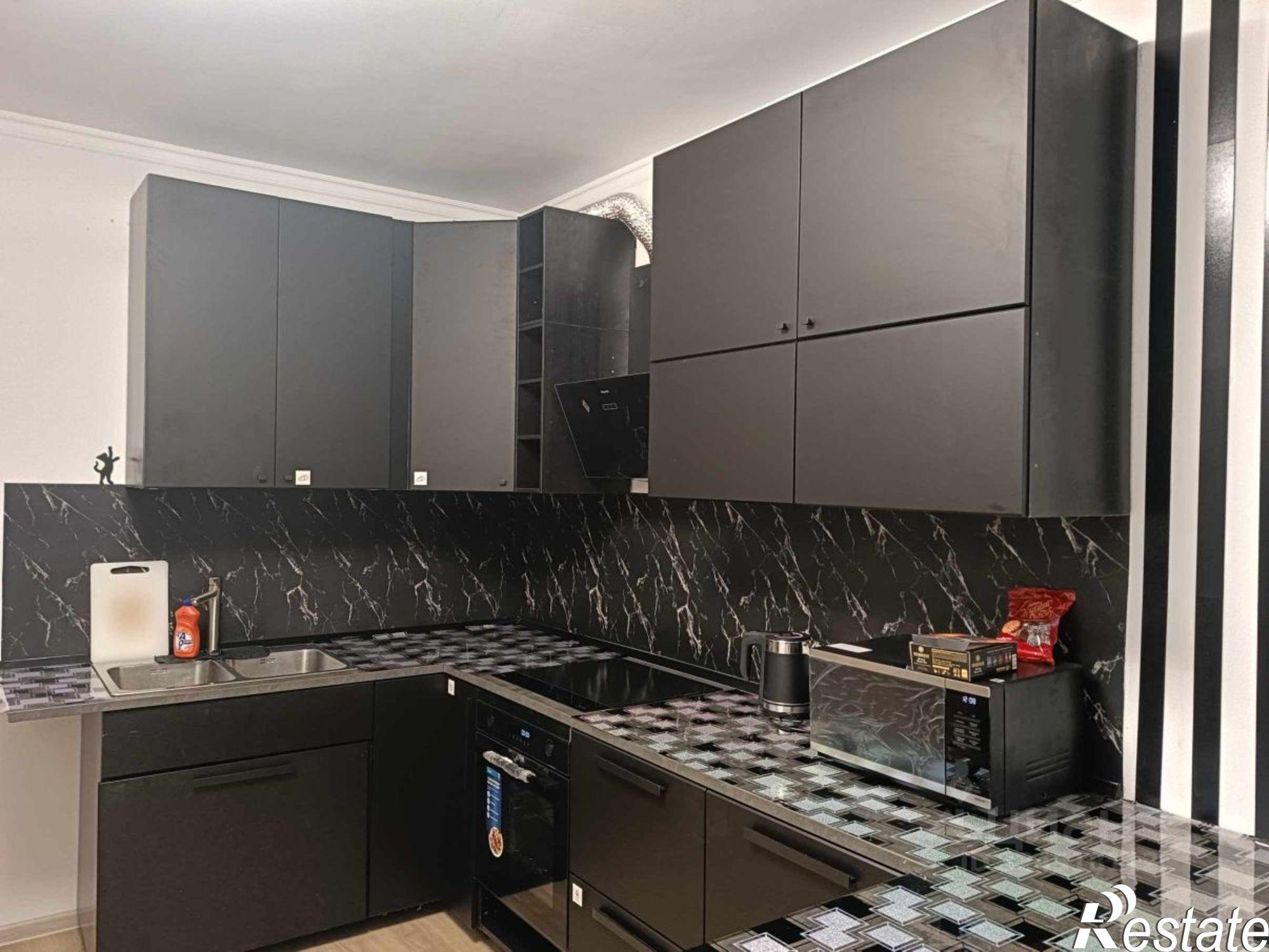 Сдать квартиру за 45 000 рублей на ул Новочеркасская, 49