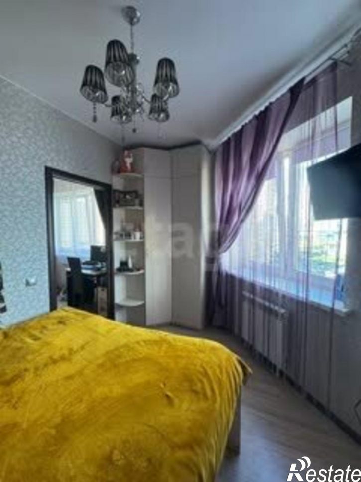 3-комн квартира ул Марии Смирновой, 3,  д. 3