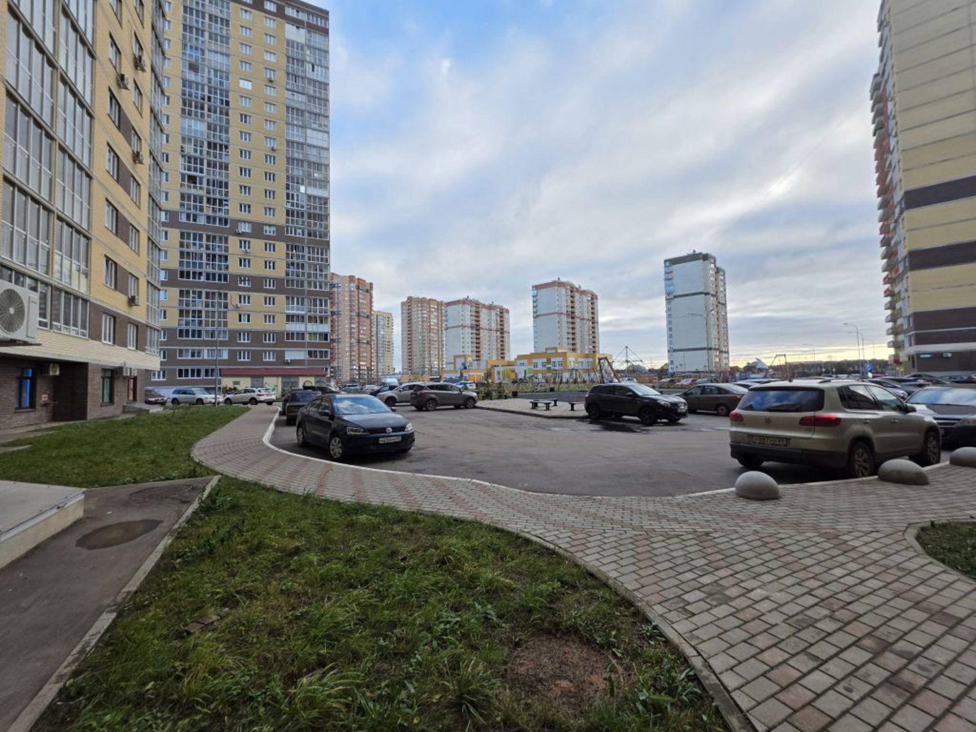 Купить квартиру за 7 694 400 рублей на Оснабрюкская ул, 22