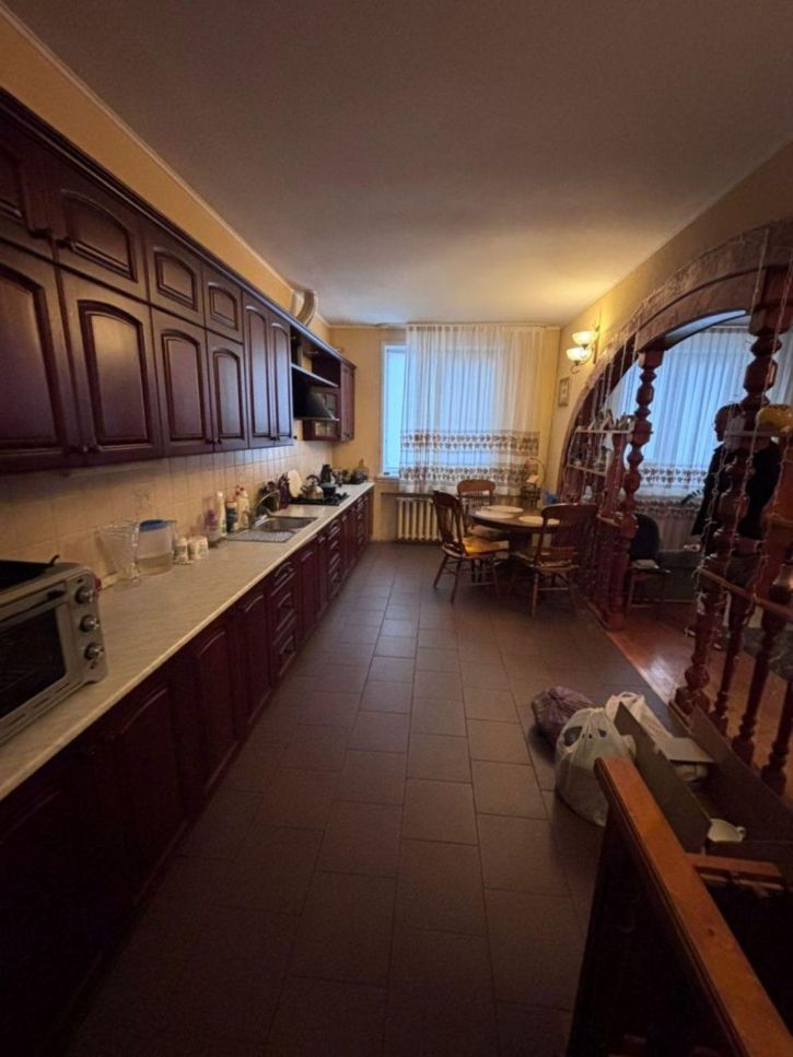 4-комн квартира Седова ул, 55