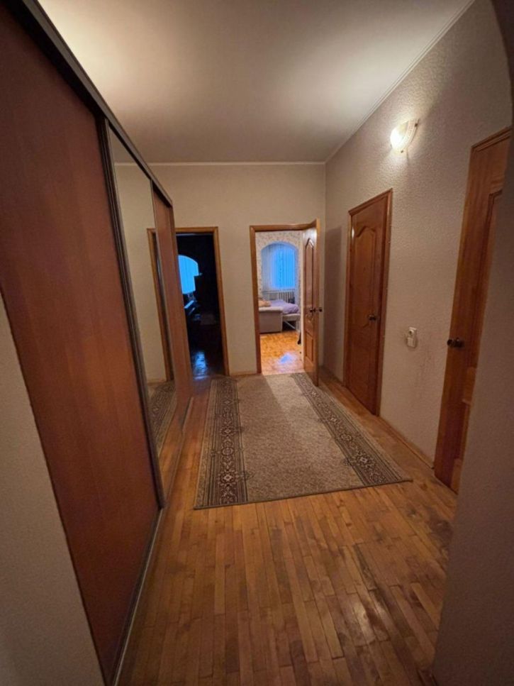 4-комн квартира Седова ул, 55