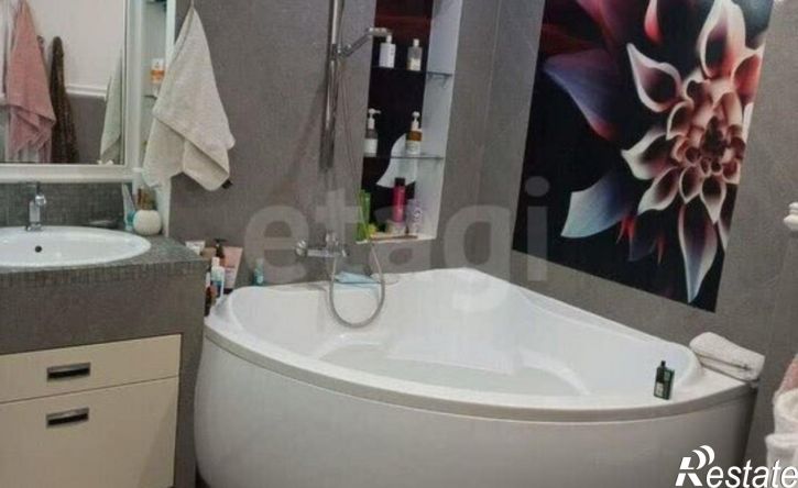 3-комн квартира ул Голландская, 14,  д. 14