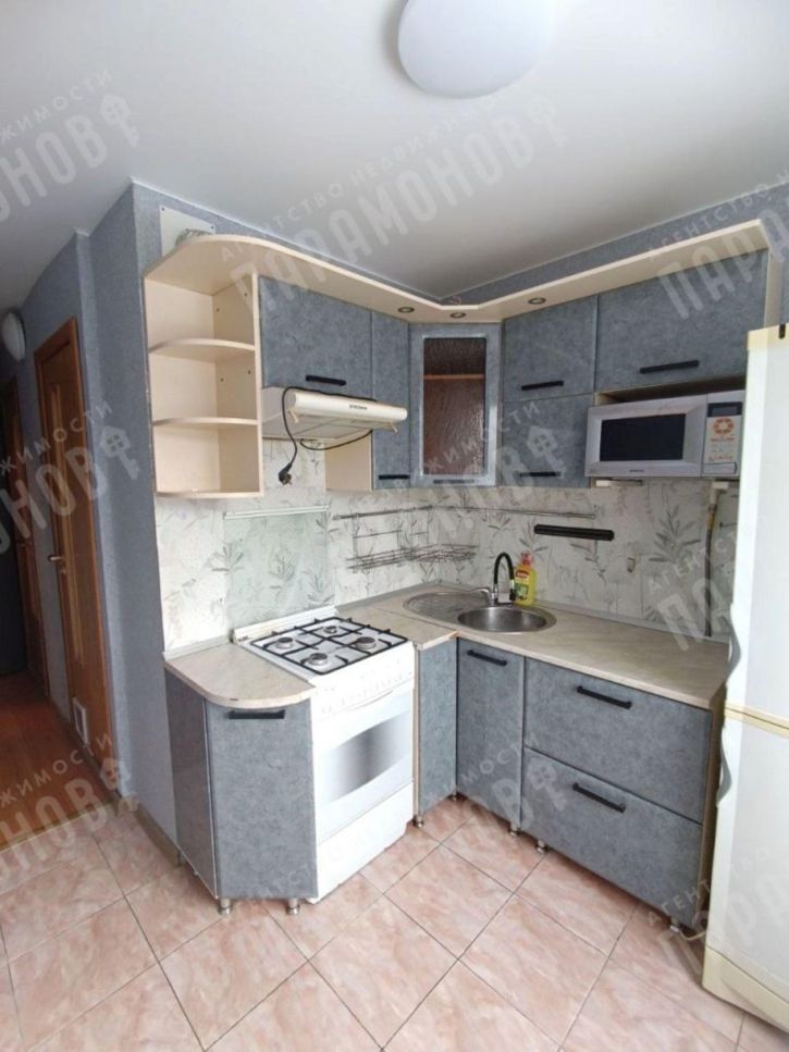 2-комн квартира Новикова ул, 21