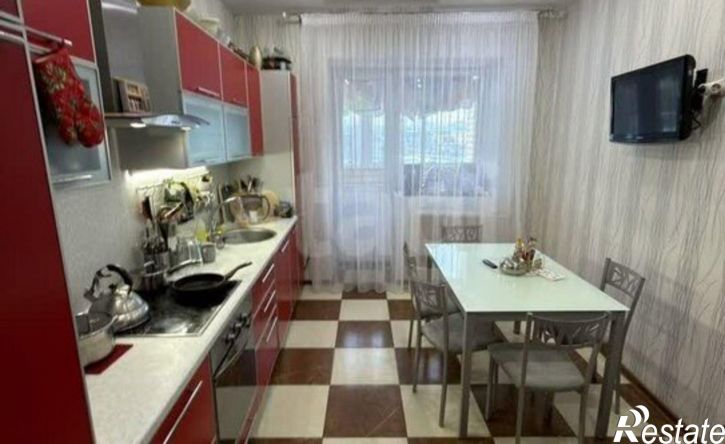 3-комн квартира ул Хромова, 15,  д. 15