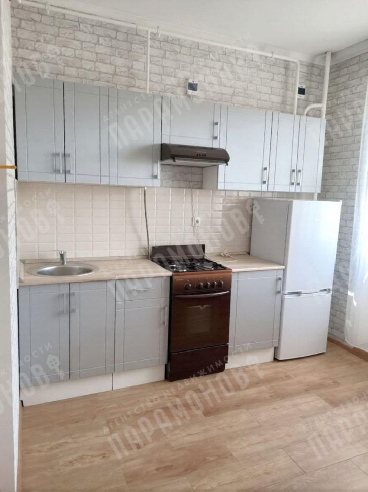 1-комн квартира Гусева б-р, 46