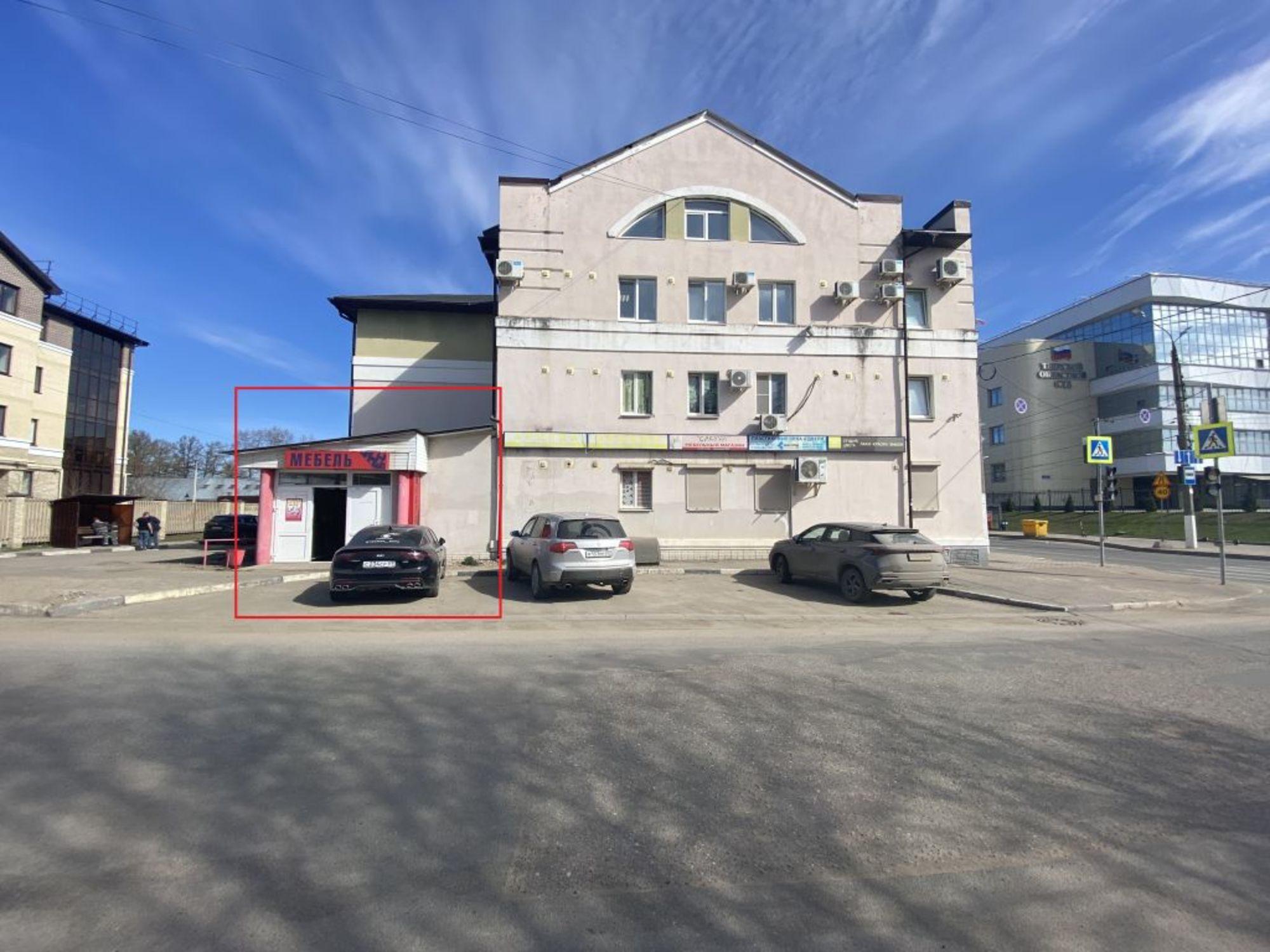 Купить торговое помещение за 10 000 000 рублей на Брагина ул, 6А