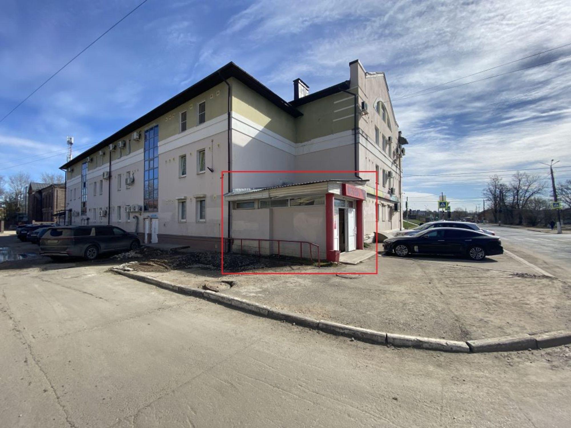 Купить торговое помещение за 10 000 000 рублей на Брагина ул, 6А