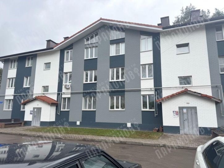 3-комн квартира Сахаровское ш, 4