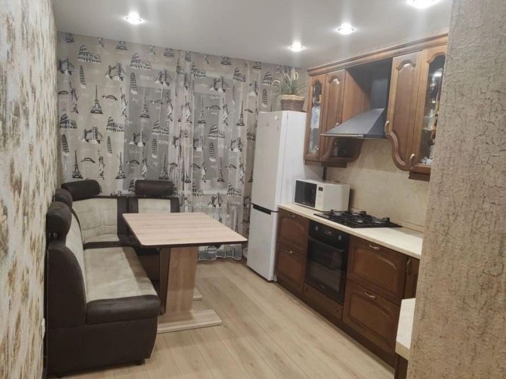 2-комн квартира Фрунзе ул, 24