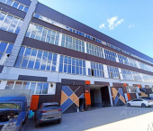 помещение 1500 кв м пр-кт Калинина, 15/4