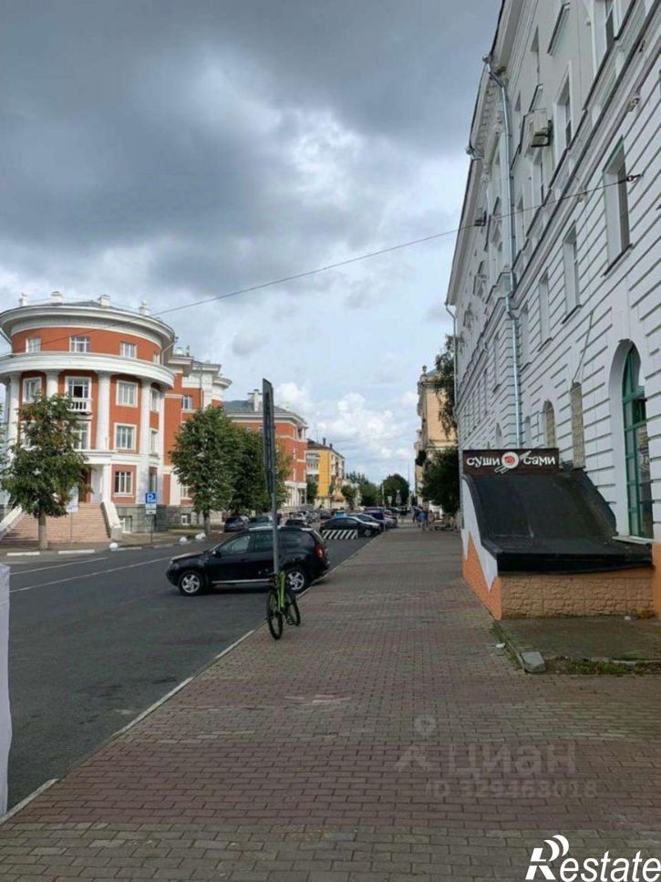 4-комн квартира Свободный пер, 30,  д. 30