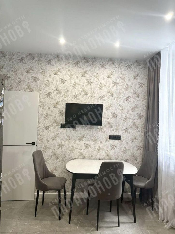 2-комн квартира Макарова ул, 4к1