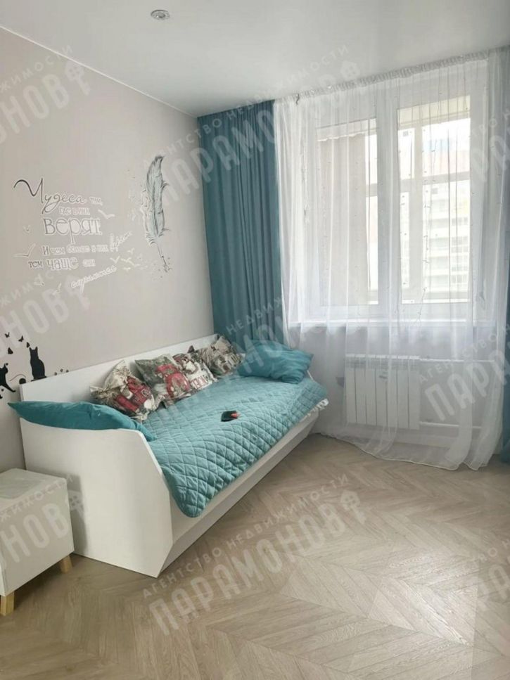 2-комн квартира Макарова ул, 4к1