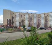 2-комн, 73кв м, этаж 8/9 б-р Гусева, 46