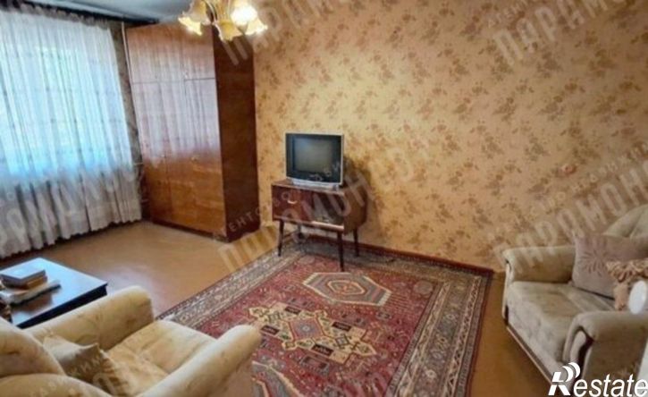 3-комн квартира улица Громова, 5,  д. 5