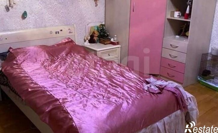 3-комн квартира улица Крылова, 3,  д. 3