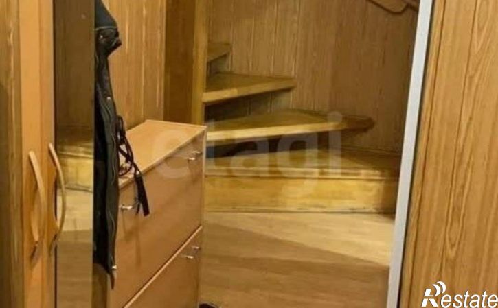 3-комн квартира улица Крылова, 3,  д. 3