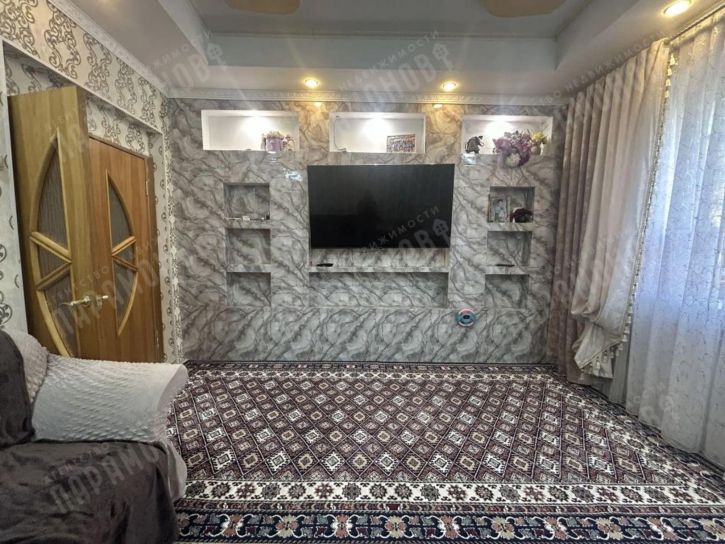 2-комн квартира Гвардейская ул, 7