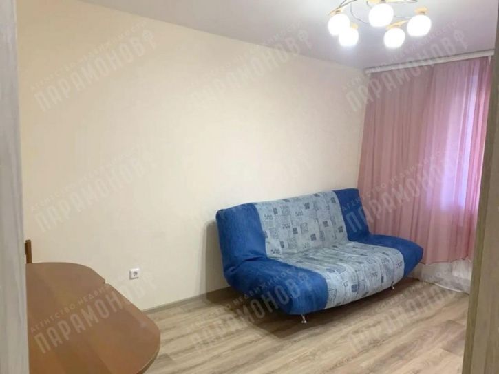 1-комн квартира Сергея Есенина ул, 10