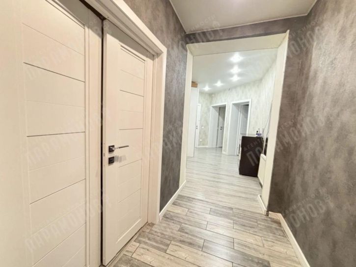 3-комн квартира Суворова 1-я ул, 9