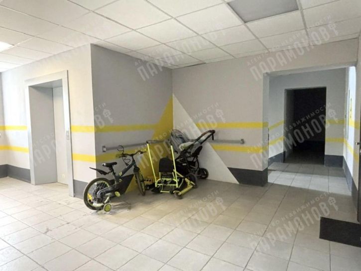 2-комн квартира Ткача ул, 14