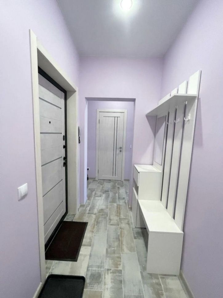 2-комн квартира Гусева б-р, 57