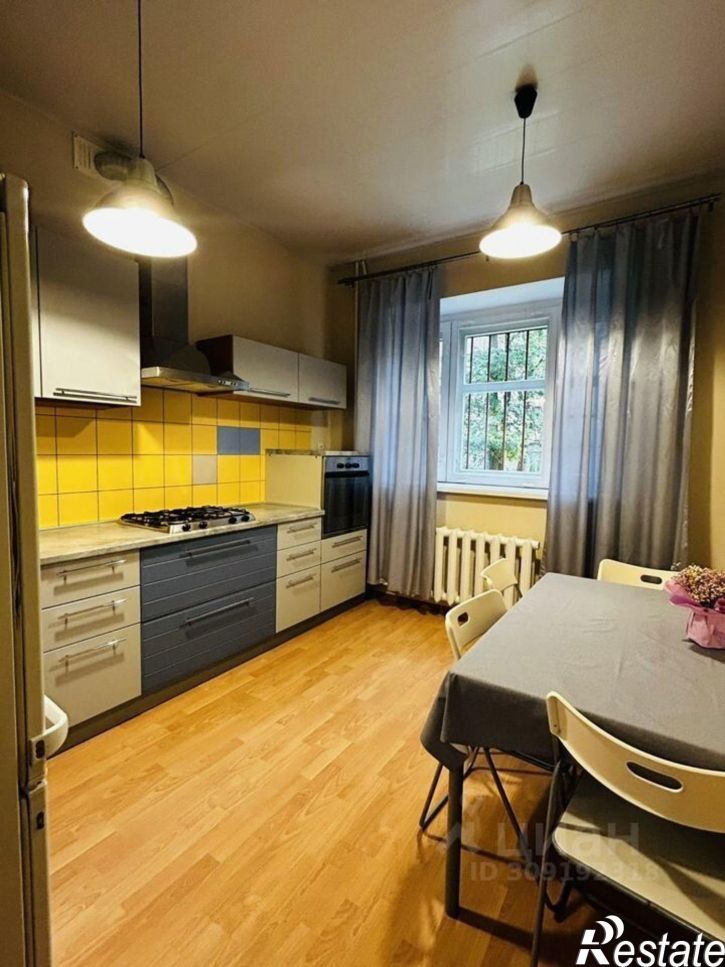 3-комн квартира улица Андрея Дементьева, 37,  д. 37