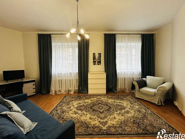 3-комн квартира улица Андрея Дементьева, 37,  д. 37
