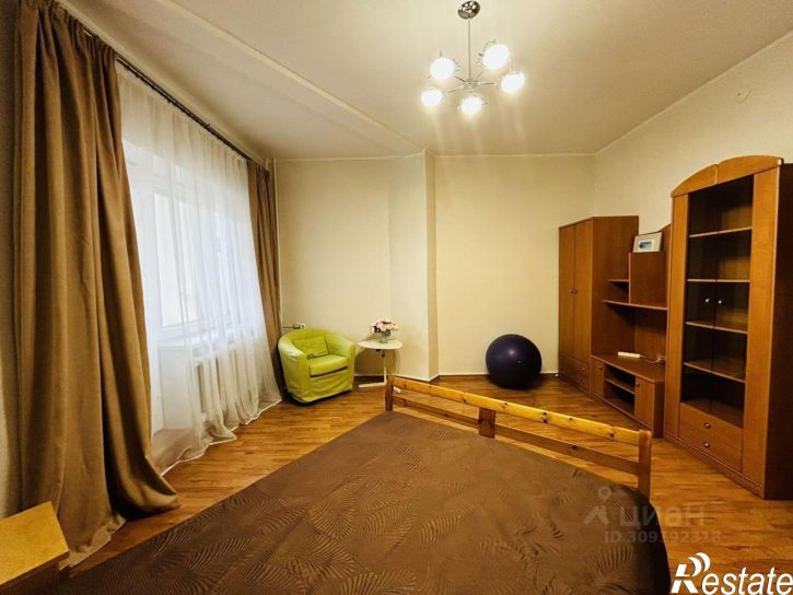 3-комн квартира улица Андрея Дементьева, 37,  д. 37